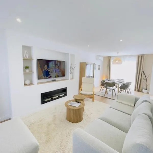 Le Luxury Lodge - 8 Voyageurs - Parking et Wifi, hotel v destinaci Mulsanne