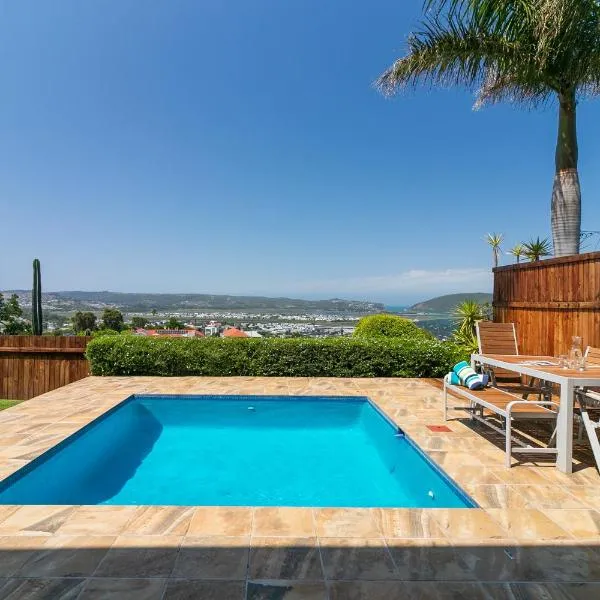 3-Bedroom Dream Escape - Knysna, khách sạn ở Knysna