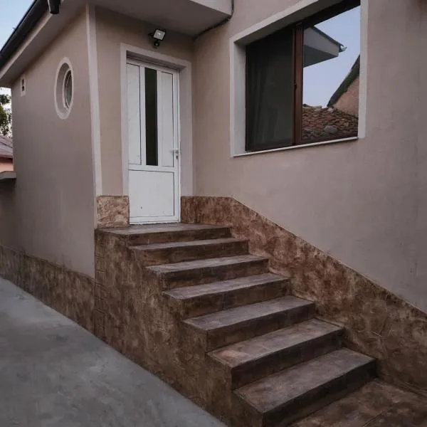 Стаи за нощувки, hôtel à Sliven