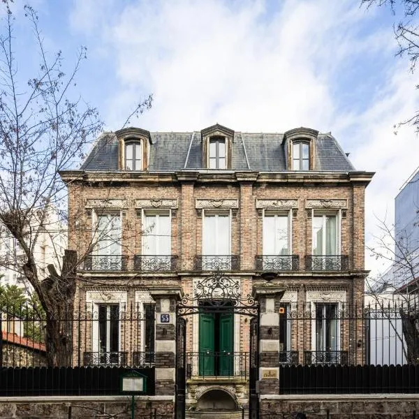 Le Charmant Hôtel, hotel in Saint-Ouen