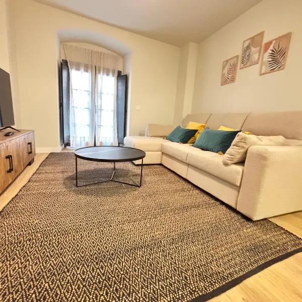 Apartamentos Catedral I, hotel in Valladolid