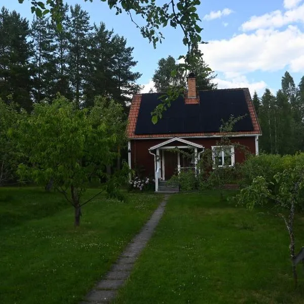 Pellas Gård, hôtel à Djura