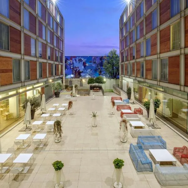 DoubleTree By Hilton Milan, hotell Milanos