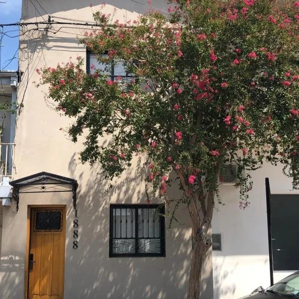 Departamento en Reconquista 3 habitaciones, hotell sihtkohas Reconquista