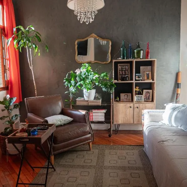 Habitación privada, solo Damas "Alma de mujer", hotel en Buenos Aires