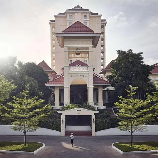Sofitel Phnom Penh Phokeethra, hotel in Phnom Penh