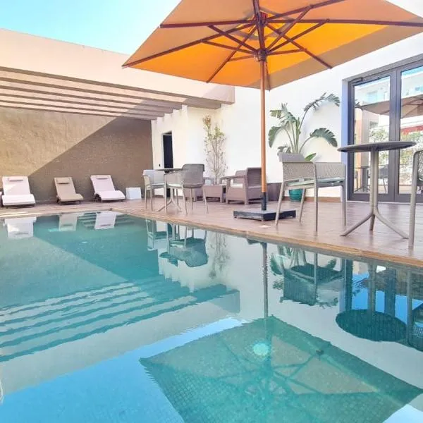 LAVANDE à Ain Zaghouen Nord, hotel in Al ‘Uwaynah