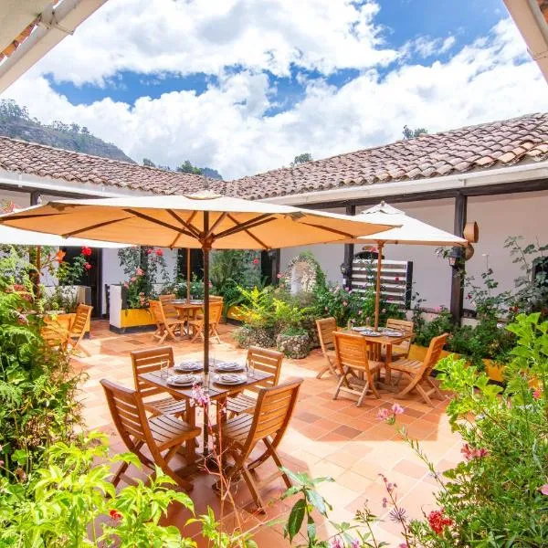 Hotel Casa del Colibri, מלון בGüicán