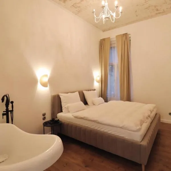 Vila Notre-Dame - Boutique design apartments, hotel in Mariánské Lázně