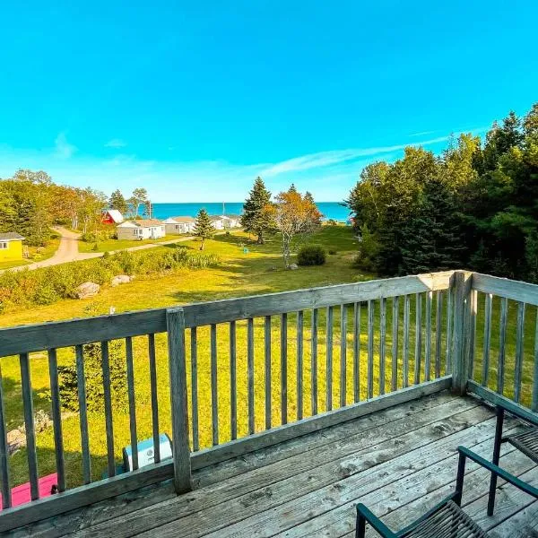 Glenghorm Beach Resort, hotel en Ingonish