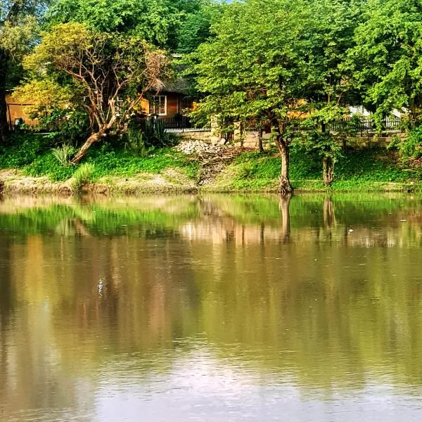 Nata riverside, hotel in Nata