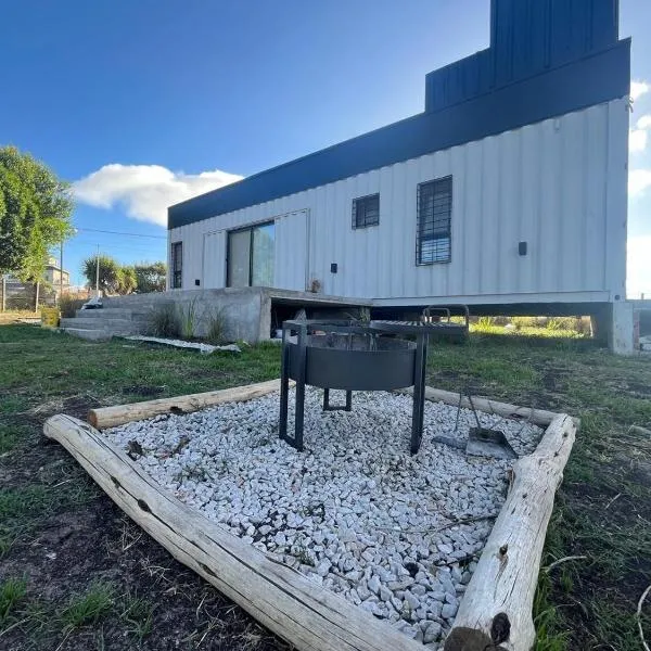 Casa Contenedor Chapadmalal, hotel in Chapadmalal