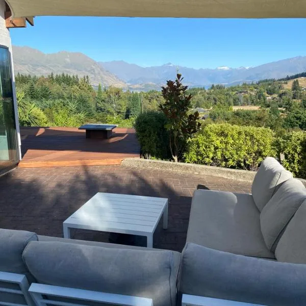 Ridgehouse Wanaka, hotel a Wanaka