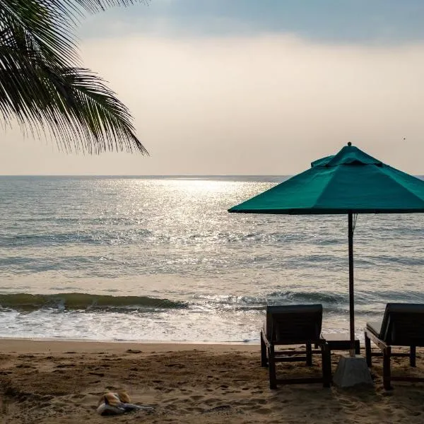 Serenity Beach Cabanas, hotel in Tangalle