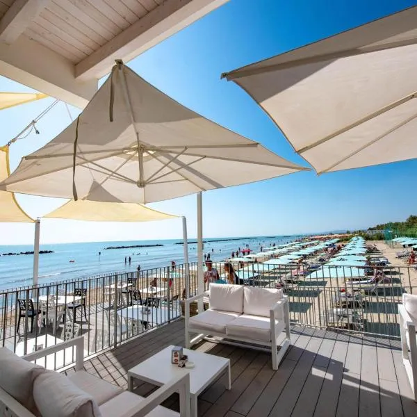 Villaggio Camping Duca Amedeo, ξενοδοχείο σε Martinsicuro