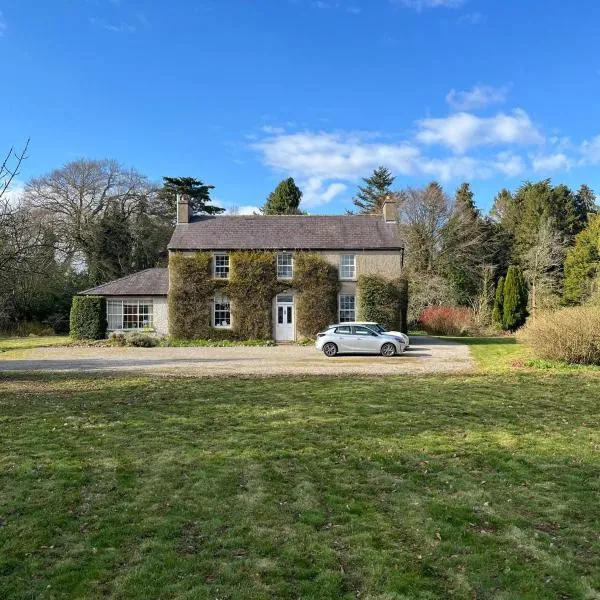 Charming 1 bed Georgian Apartment in Kildare, ξενοδοχείο σε Timahoe