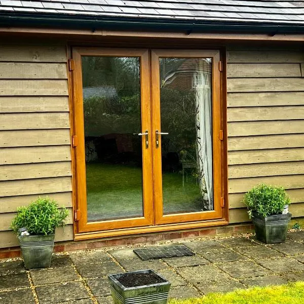 Self-contained Guest Suite, Michelmersh, Romsey, hotel in Michelmersh