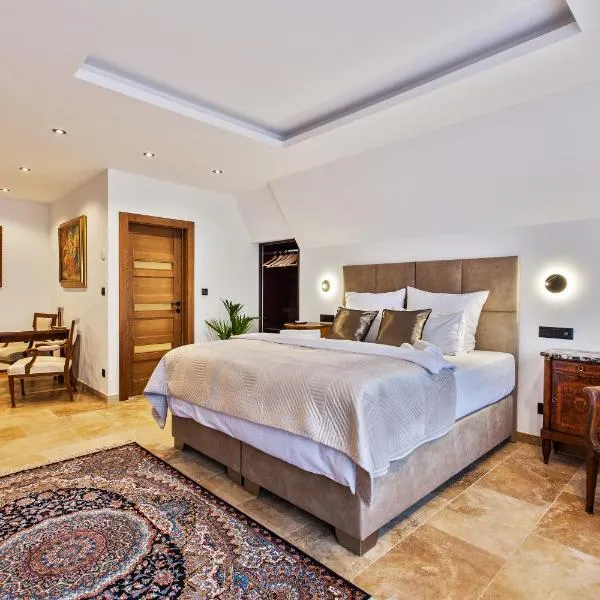 Brezno Central Apartments, hotel in Brezno