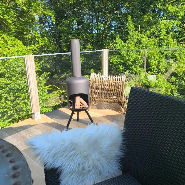 Studio autonome Magnifique1 gde Chambre ET 1 pte avec JARDIN d hiver TB situé Chaumont-Gistoux, Hotel in Chaumont-Gistoux