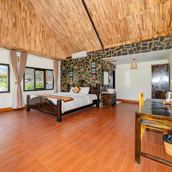 Mai Chau Sunrise Village, hotel in Mai Chau