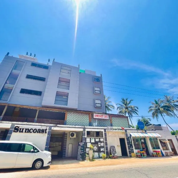 Suncoast Beach Hotel，位于米瑞莎的酒店