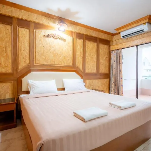 Chatsuree Mansion, hotel sa Ubon Ratchathani