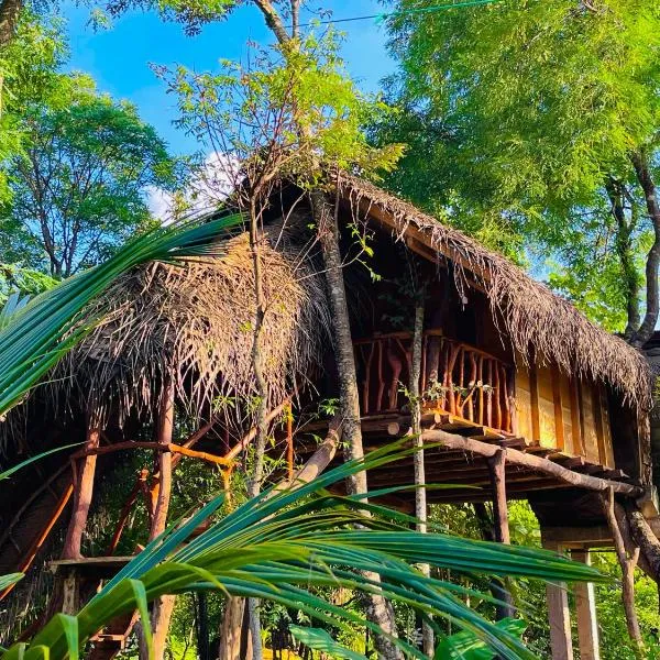 Green land tree house sigiriya – hotel w mieście Sigirija