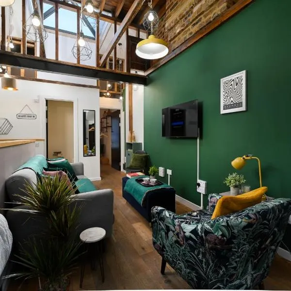 Central 1BR Apartment Sleeps 4, Georgian Townhouse, Near London Liverpool Street, Super Central London, Beautifully Designed, hotel in London