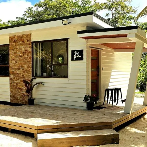 Tiny Grove, hotel in Alofi