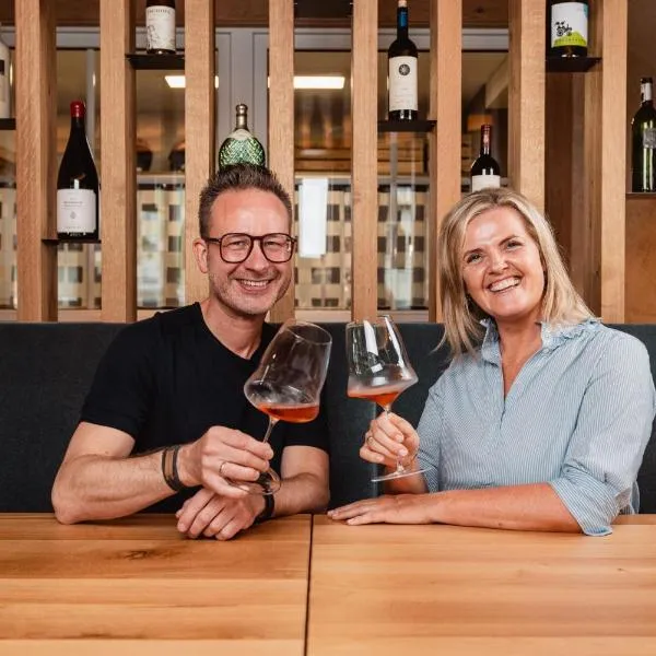 MONS suites wine passion，位于坦海姆的酒店