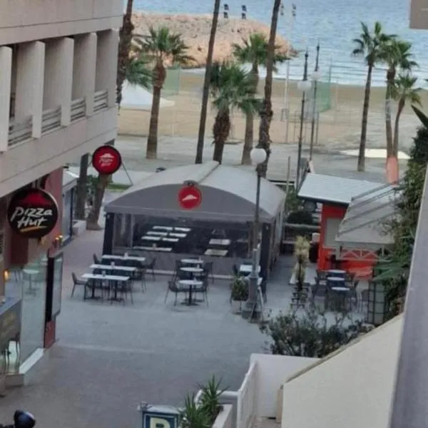 By The Way Apartment 1, hotel in Larnaka