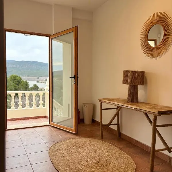 Casa Nuevos Vientos CR Los Cuatro Vientos, hotel in Moratalla