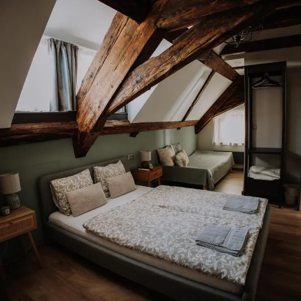 Mushrooms Malomszállás, hotel in Tata