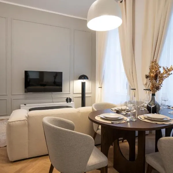 Stylish & Modern 90m2 Flat in Prime Location, hotel in Vienna