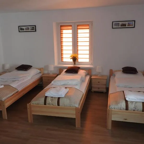 Pokoje Gościnne Pod Brzózką, hotel in Poledno