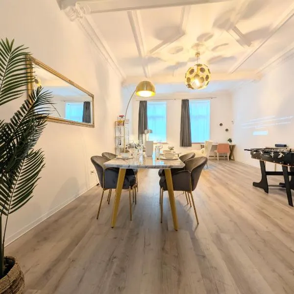 FILMAP-Apartments-Zentrale Lage-Boxspringbett-Beamer-Popcorn-gratis Parkplatz, hotel v destinaci Görlitz