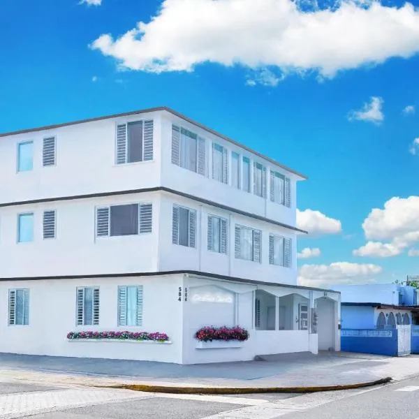 Caribbean Stars San Juan Airport, Hotel in Carolina