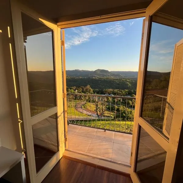Residencial Encantos Linha Bonita - Vista que acalma, ambiente que encanta!, Hotel in Gramado