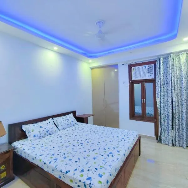 Divisha Homes-1BHK Luxury Apartment in South Delhi, hotel v Novém Dillí