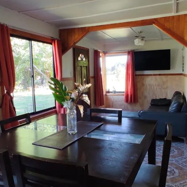 Casa Rústica Parque Villarrica, hotel v destinaci Villarrica