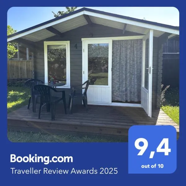 Hede suvemajad/summer houses, hotel in Pärnu