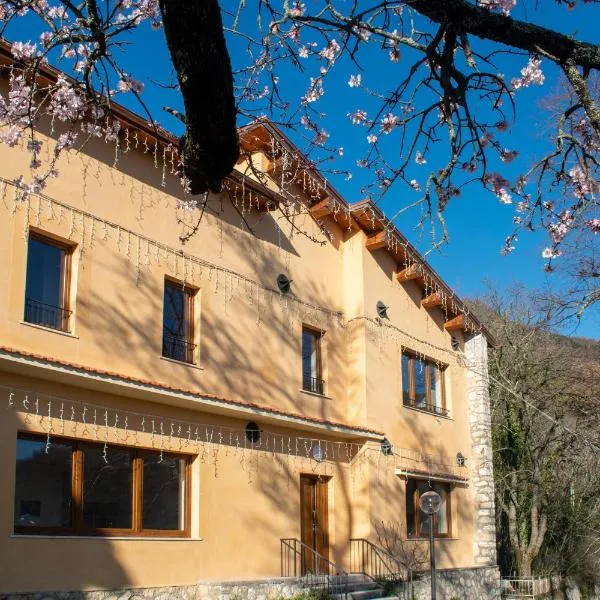 Ostello Cammino di Francesco, ξενοδοχείο σε Rivodutri