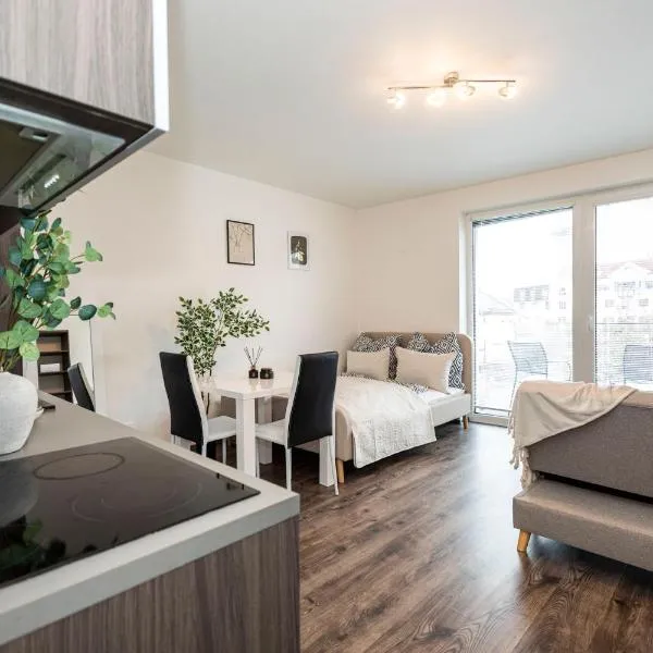 ALURE RESIDENCES 14 & 24h self check-in, private parking in front of the apartment building included, new building, CITY CENTER, hotel a Banská Bystrica