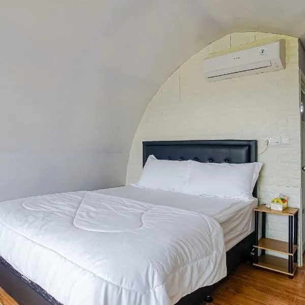 Rainbow Glamping,位于Padangan的酒店