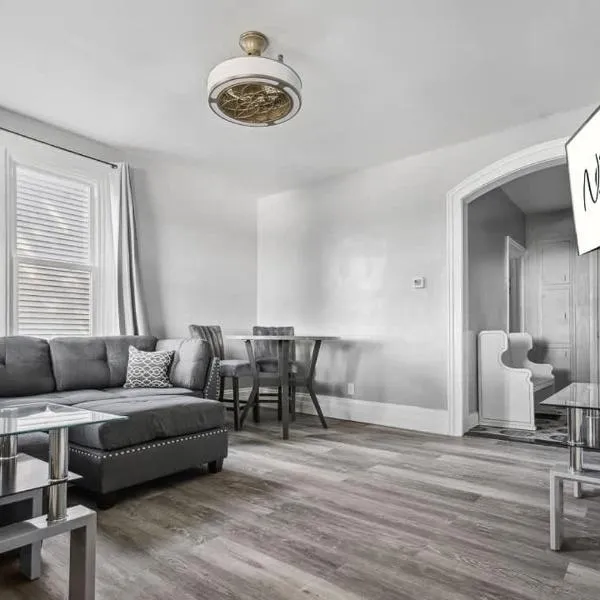 Cozy 1BR 1Bath minutes from the falls, ξενοδοχείο σε Καταρράκτες του Νιαγάρα