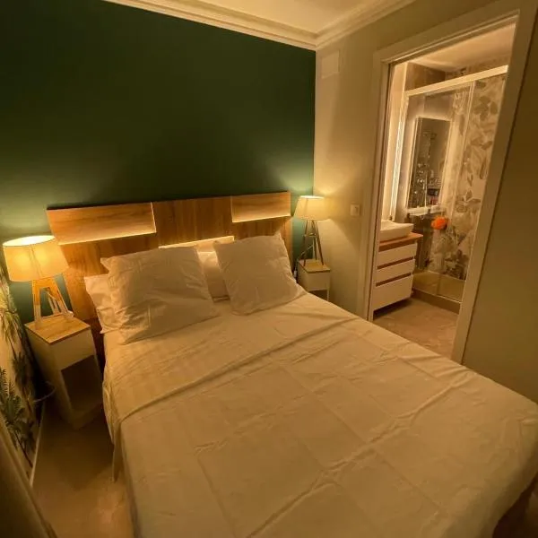 Azuria, hotel v Cannes