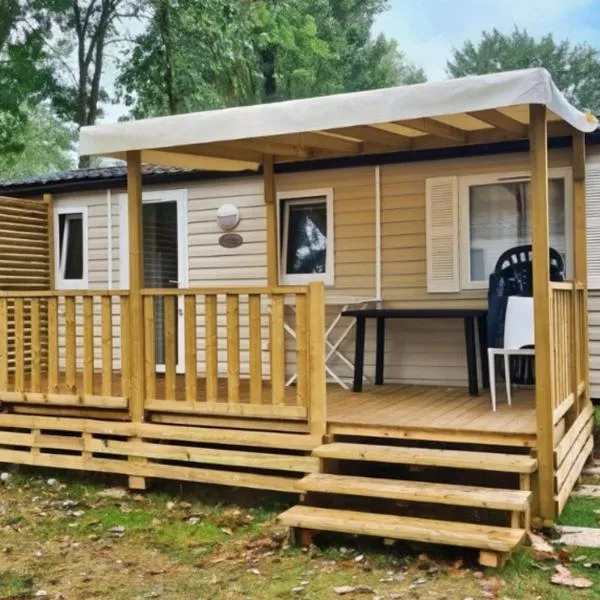 Mobil-home TV 3Ch 6Pers La Tranche-sur-Mer O'Gliss park 430S、アングルのホテル