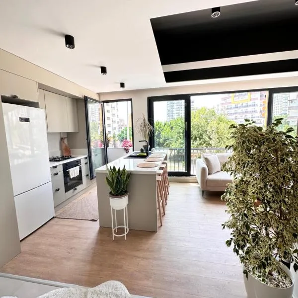 Marina ve sayapark avm yakın iki odalı tasarımlı güzel ev, hotel in Mersin