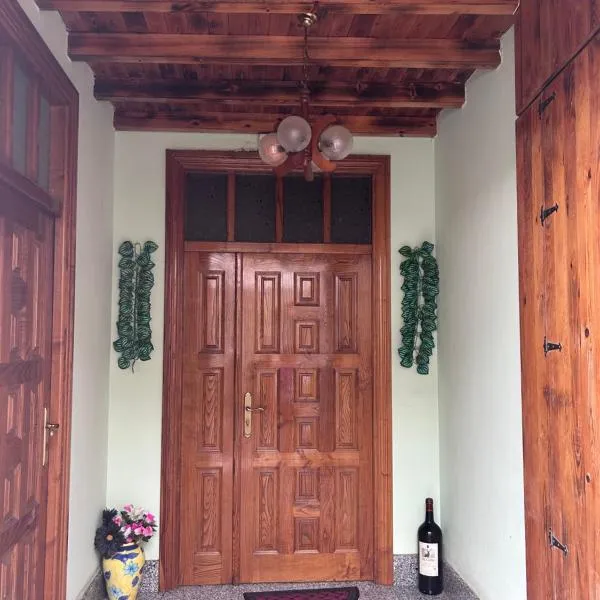 Hostal Rural Dos Hermanos, hôtel à Horcajo de Montemayor