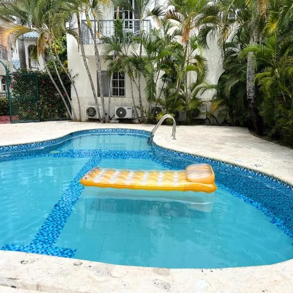 Cozy Condo - 4 min to the Beach, hotel v destinaci Punta Cana